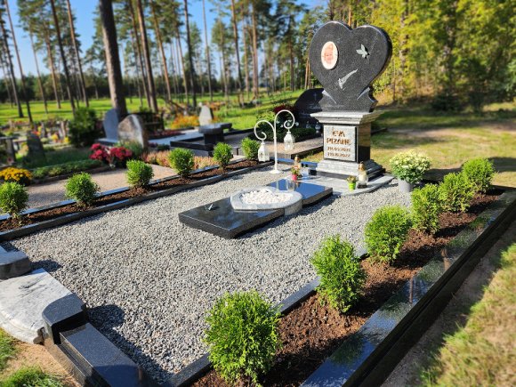 Jaunas kapavietas labiekārtošana