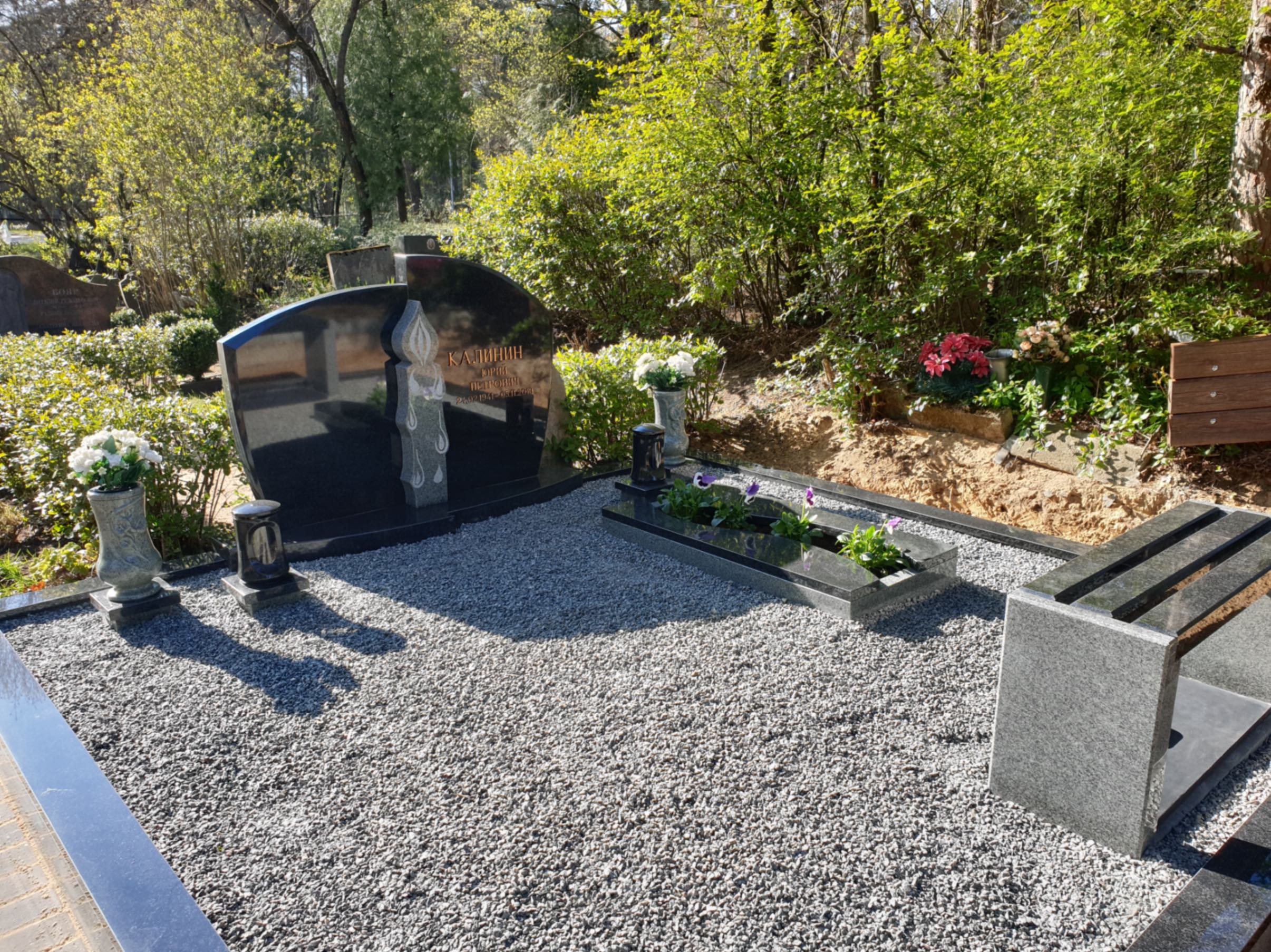 Оформление семейного захоронения на 1 Лесном кладбище