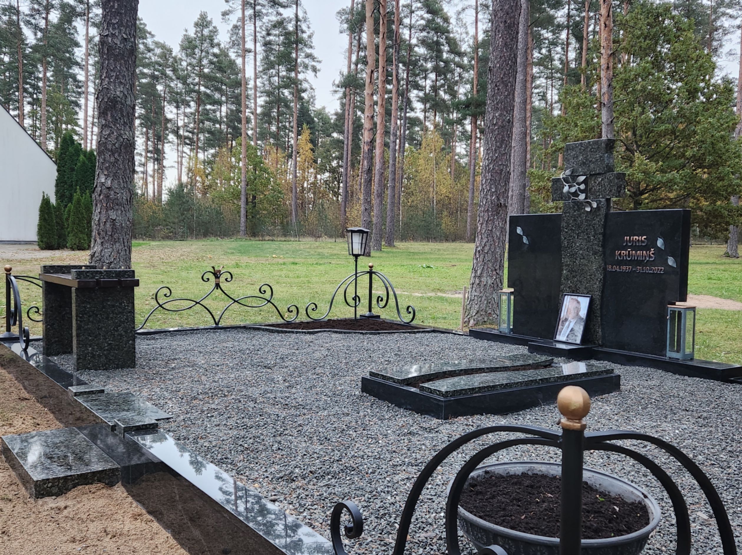Индивидуальный дизайн-проект на новом Кекавском кладбище
